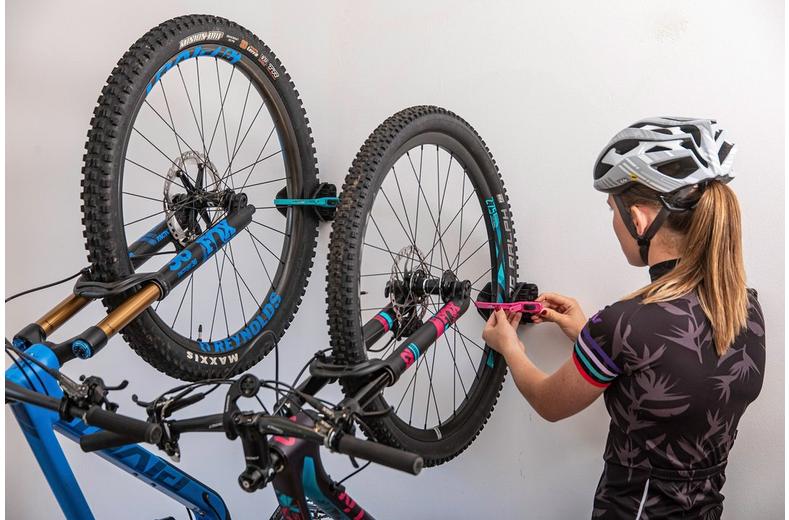 Hiplok JAW Compact Wall Mount Black Hiplok JAW Compact Wall Mount Black