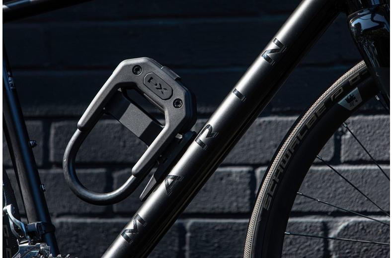 Hiplok DX D Lock Frame Clip All Black Hiplok DX D Lock Frame Clip All Black