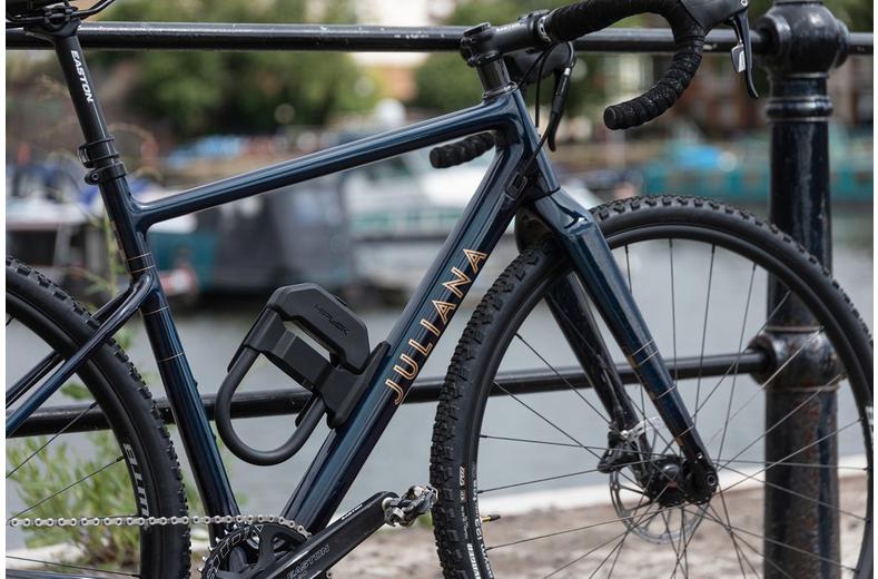 Hiplok DX D Lock Frame Clip All Black Hiplok DX D Lock Frame Clip All Black