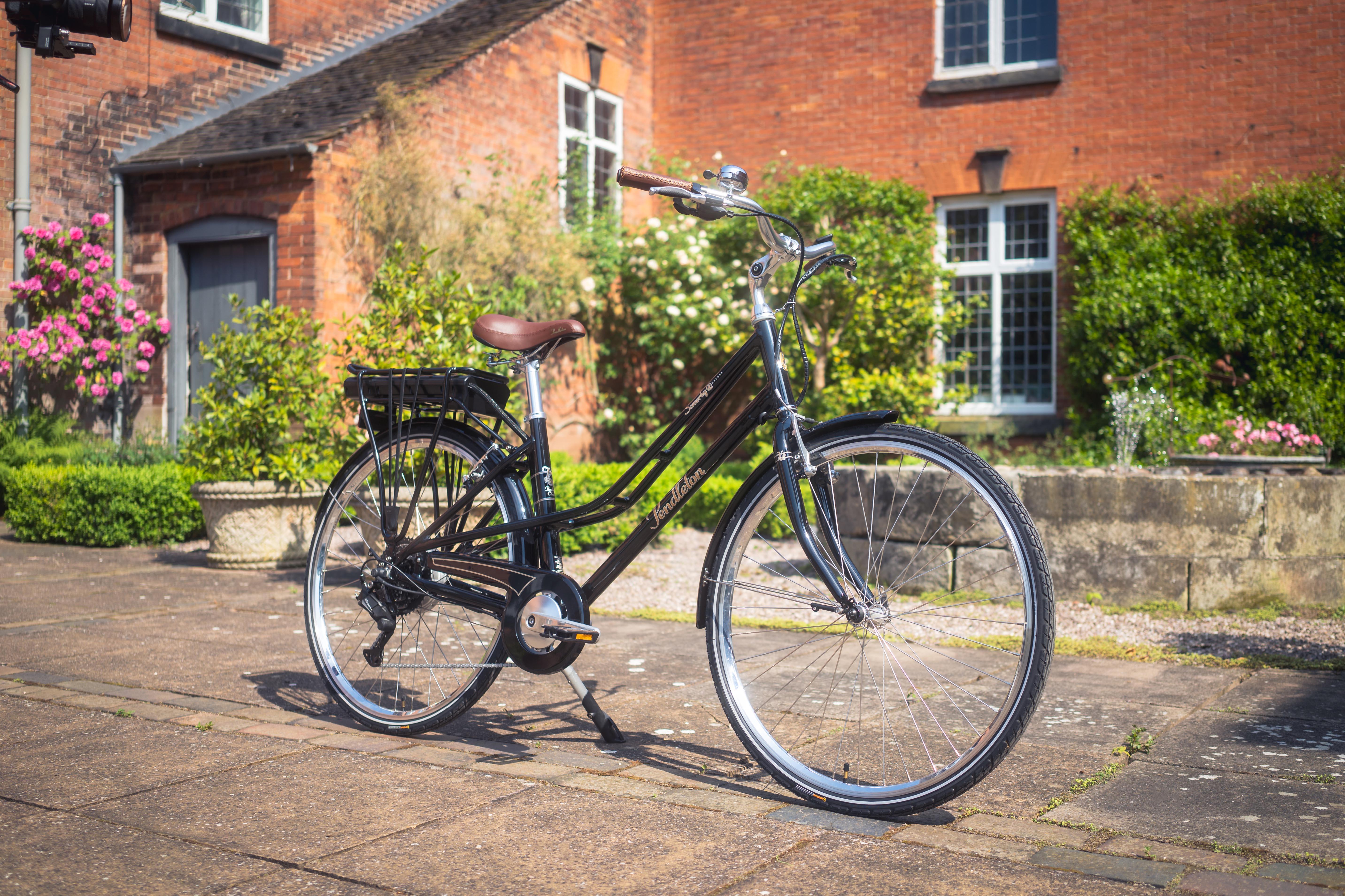 Pendleton Somerby Deluxe Electric Hybrid Bike - S, M Frames