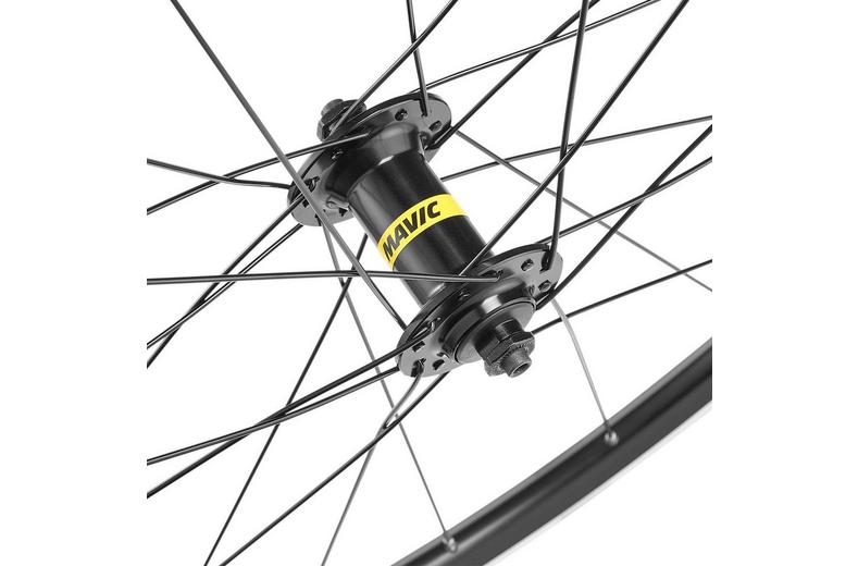 Mavic Access R17 Rim Brake Front Wheel Mavic Access R17 Rim Brake Front Wheel