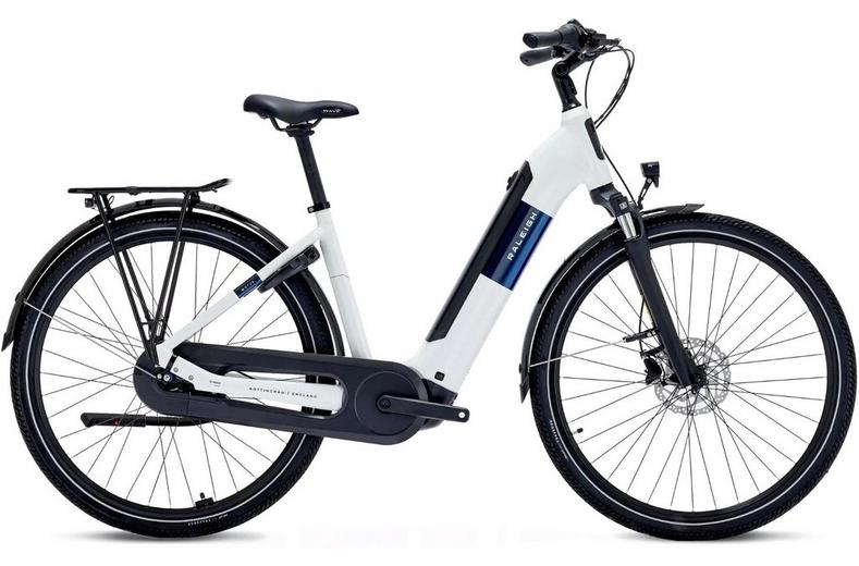 Raleigh Motus Hub Sparkling White Electric Hybrid Bike - XS, S, M, L Frames Raleigh Motus Hub Sparkling White Electric Hybrid Bike - XS, S, M, L Frames