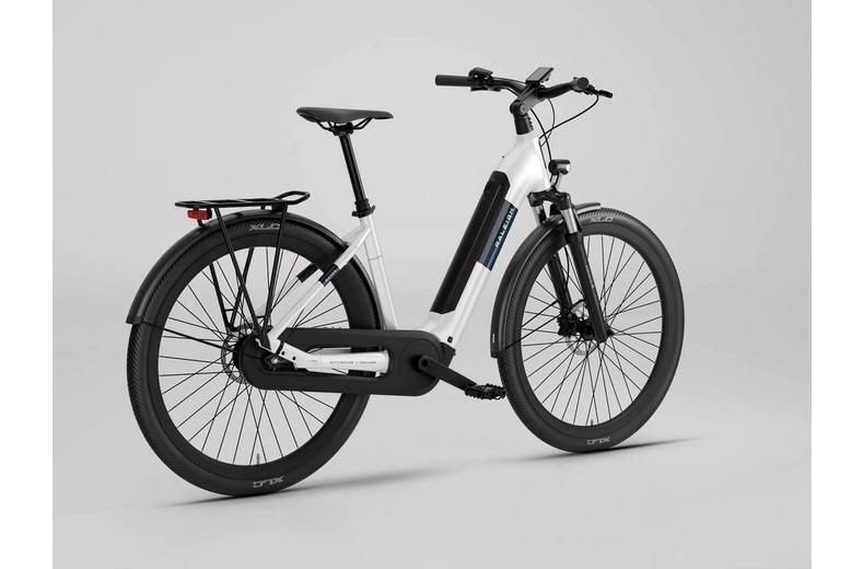 Raleigh Motus Hub Sparkling White Electric Hybrid Bike - XS, S, M, L Frames Raleigh Motus Hub Sparkling White Electric Hybrid Bike - XS, S, M, L Frames