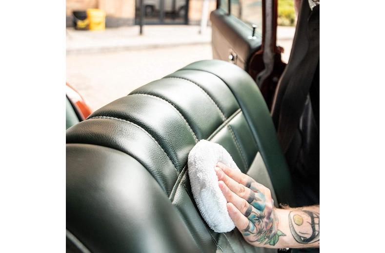 Meguiar's Gold Class Rich Leather Gel 16oz Meguiar's Gold Class Rich Leather Gel 16oz