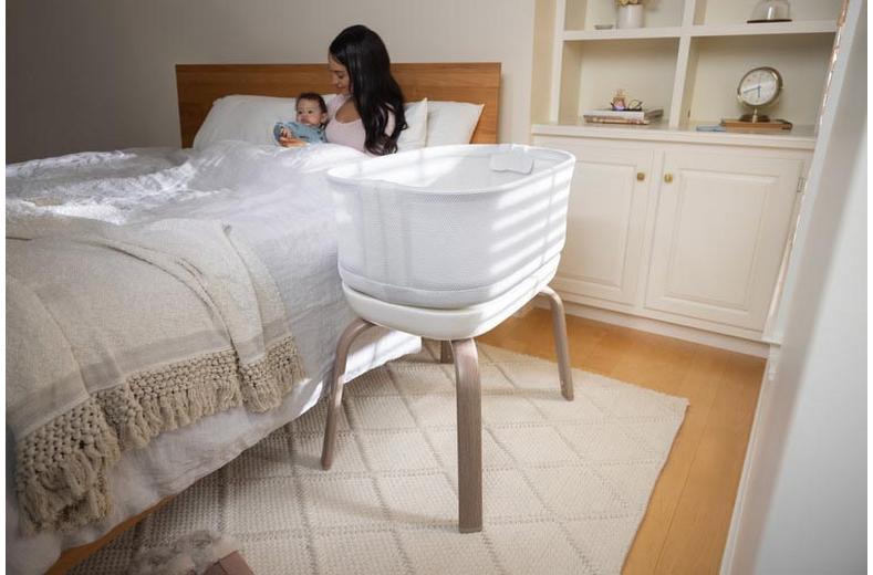 Graco Eluma Nest Bedside Crib - Luna Graco Eluma Nest Bedside Crib - Luna