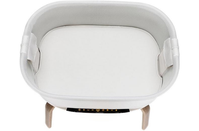 Graco Eluma Nest Bedside Crib - Luna Graco Eluma Nest Bedside Crib - Luna