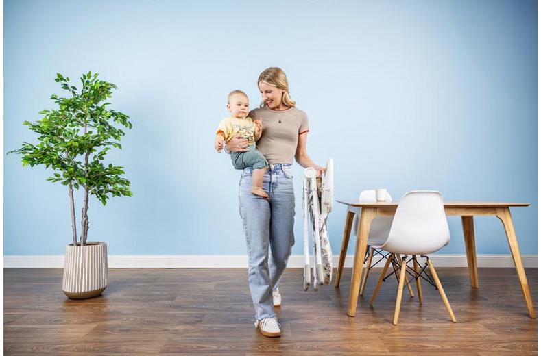 Graco MiniLite Highchair - Fruitella Graco MiniLite Highchair - Fruitella