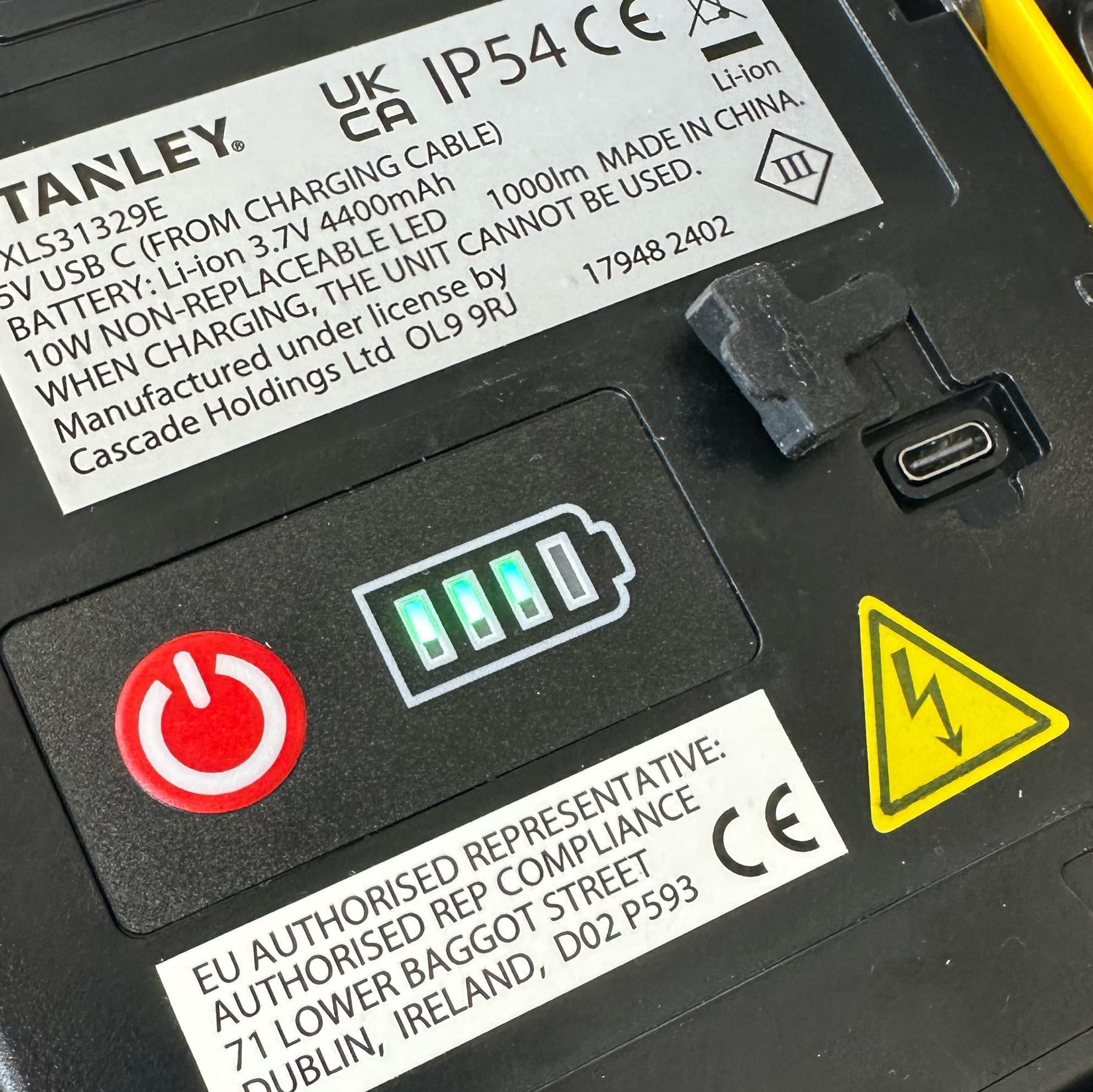 Stanley 1000 Lumens Rechargeable Worklight with Rubber Bezel Surround. IP65. USB-C
