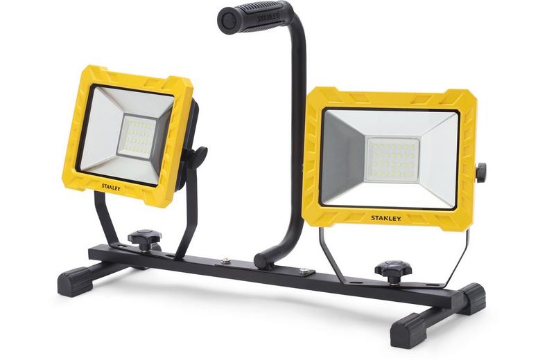 Stanley Twin Tripod Area Worklight Stanley Twin Tripod Area Worklight