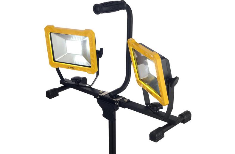 Stanley Twin Tripod Area Worklight Stanley Twin Tripod Area Worklight