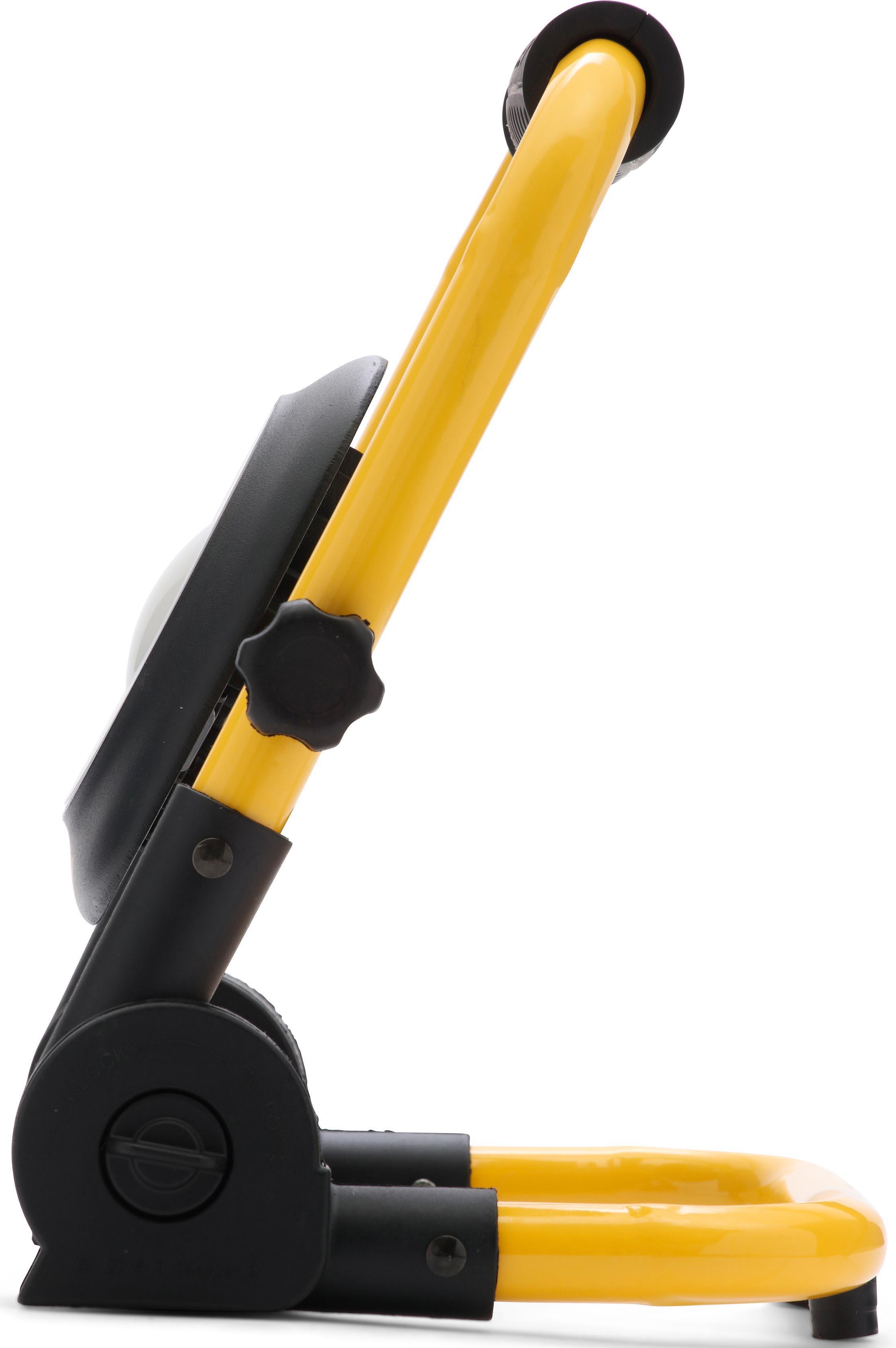 Stanley 20W Folding Worklight. 1800 Lumens. IP44.