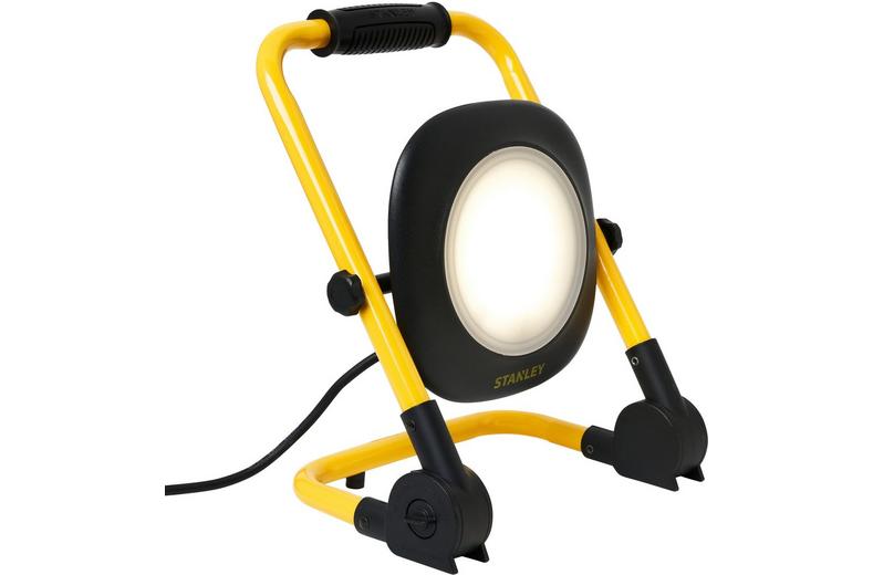 Stanley 50W Folding Worklight. 4500 Lumens. IP44. Stanley 50W Folding Worklight. 4500 Lumens. IP44.