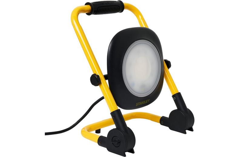 Stanley 50W Folding Worklight. 4500 Lumens. IP44. Stanley 50W Folding Worklight. 4500 Lumens. IP44.