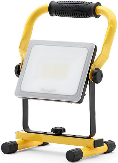 Stanley 30W Folding Worklight with Frosted Lens. 2700 Lumens. IP44.