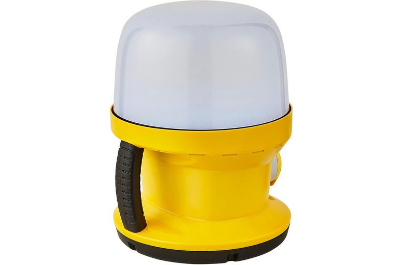 Stanley 30W LED Magnetic Globe Light with Outlet Socket. IP54. 2600 Lumens. Stanley 30W LED Magnetic Globe Light with Outlet Socket. IP54. 2600 Lumens.