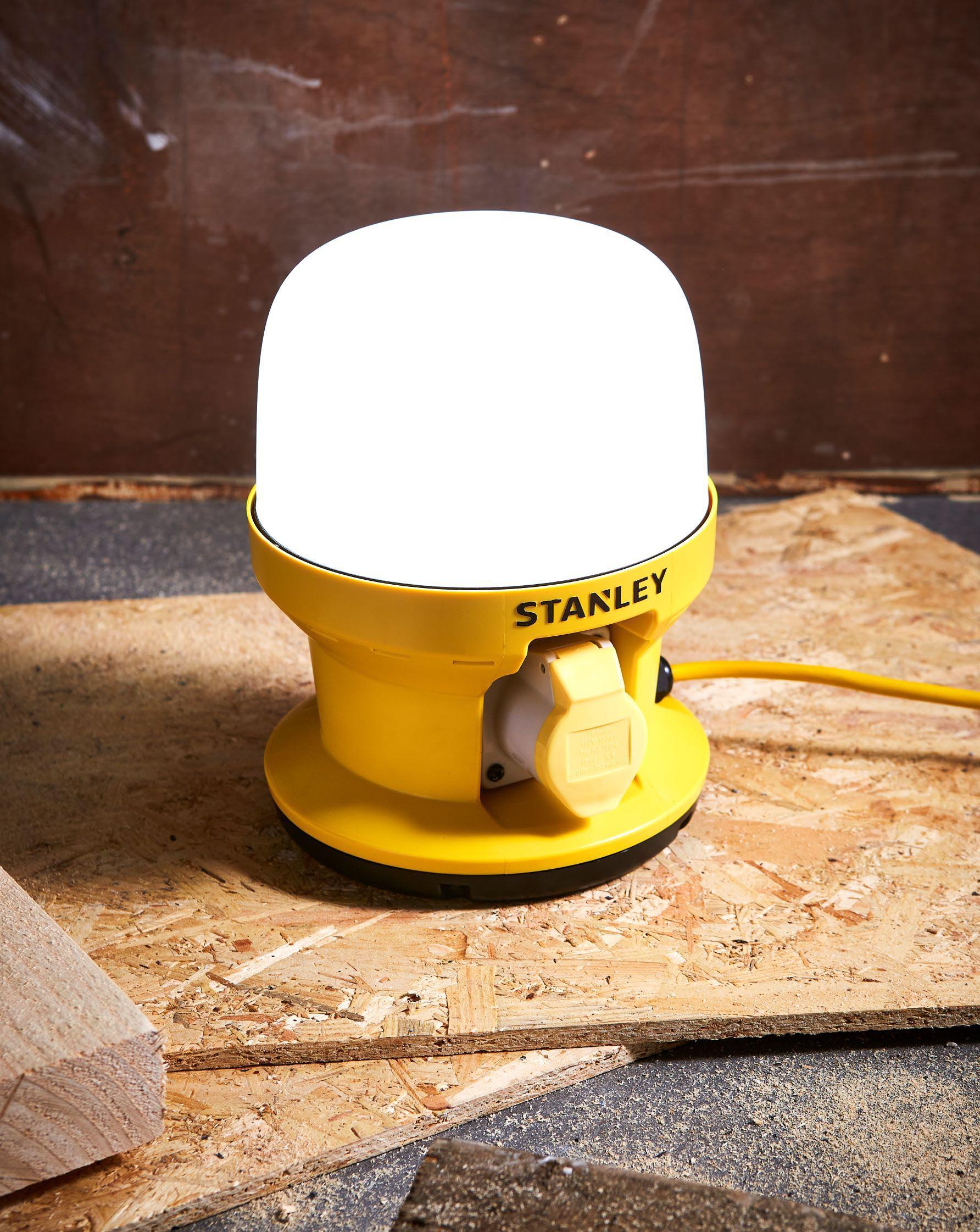 Stanley 30W LED Magnetic Globe Light with Outlet Socket. IP54. 2600 Lumens.