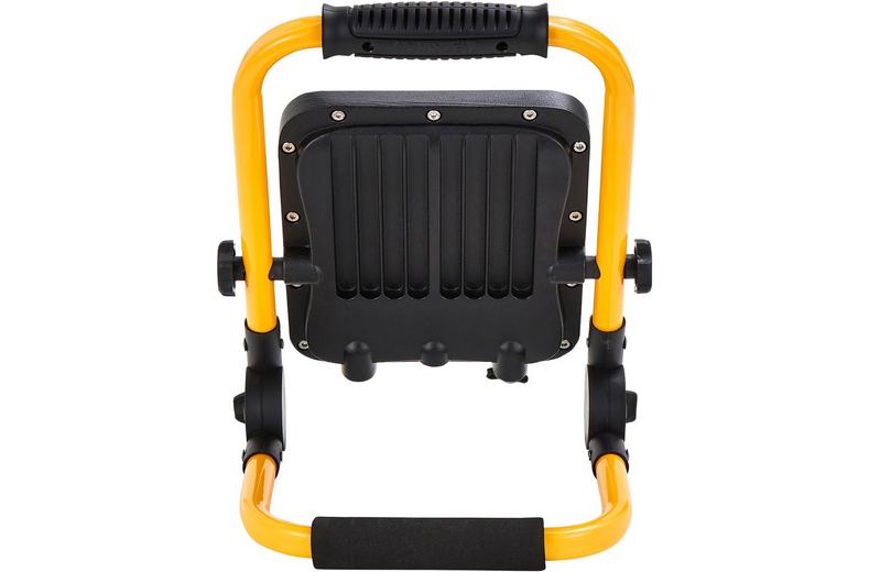 Stanley 2200 Lumen Slimline Rechargeable Worklight. IP65. DC to USB-A Stanley 2200 Lumen Slimline Rechargeable Worklight. IP65. DC to USB-A