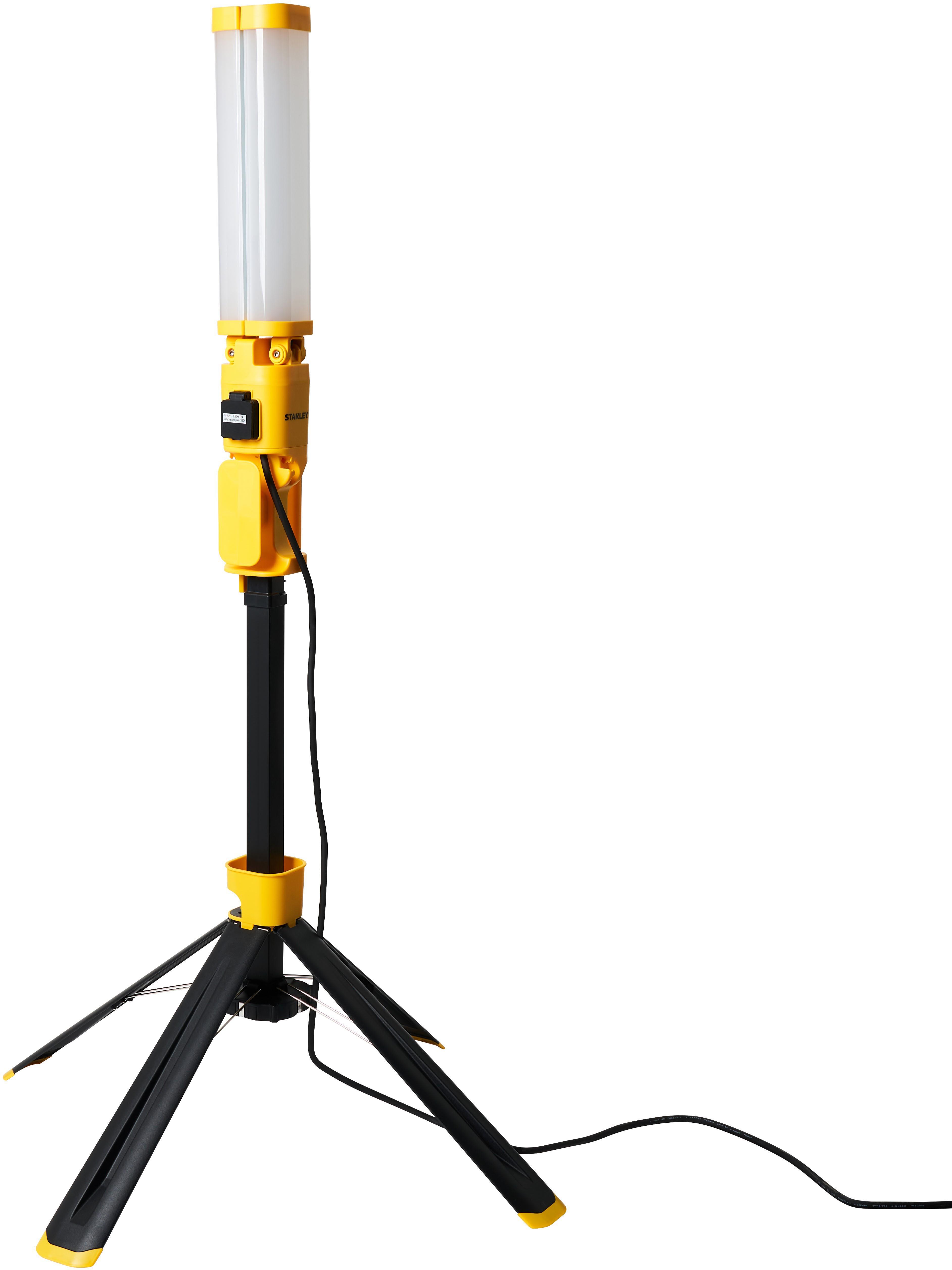 Stanley 2 x 40W Area Tower Light with Mains Power Outlet Socket. IP54. 8000 Lumens.