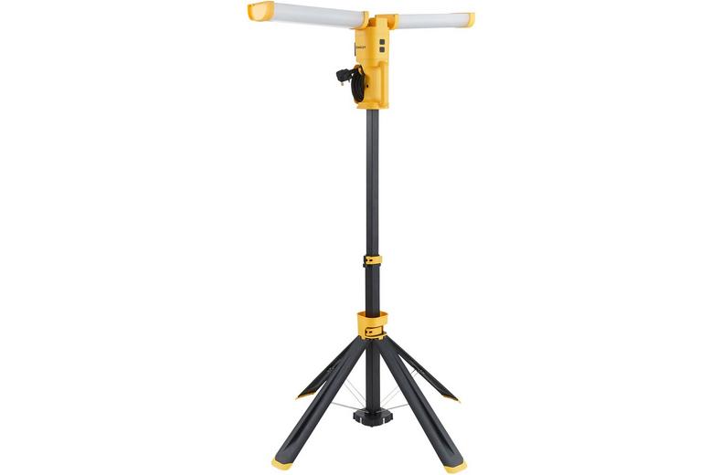 Stanley 2 x 40W Area Tower Light with Mains Power Outlet Socket. IP54. 8000 Lumens. Stanley 2 x 40W Area Tower Light with Mains Power Outlet Socket. IP54. 8000 Lumens.