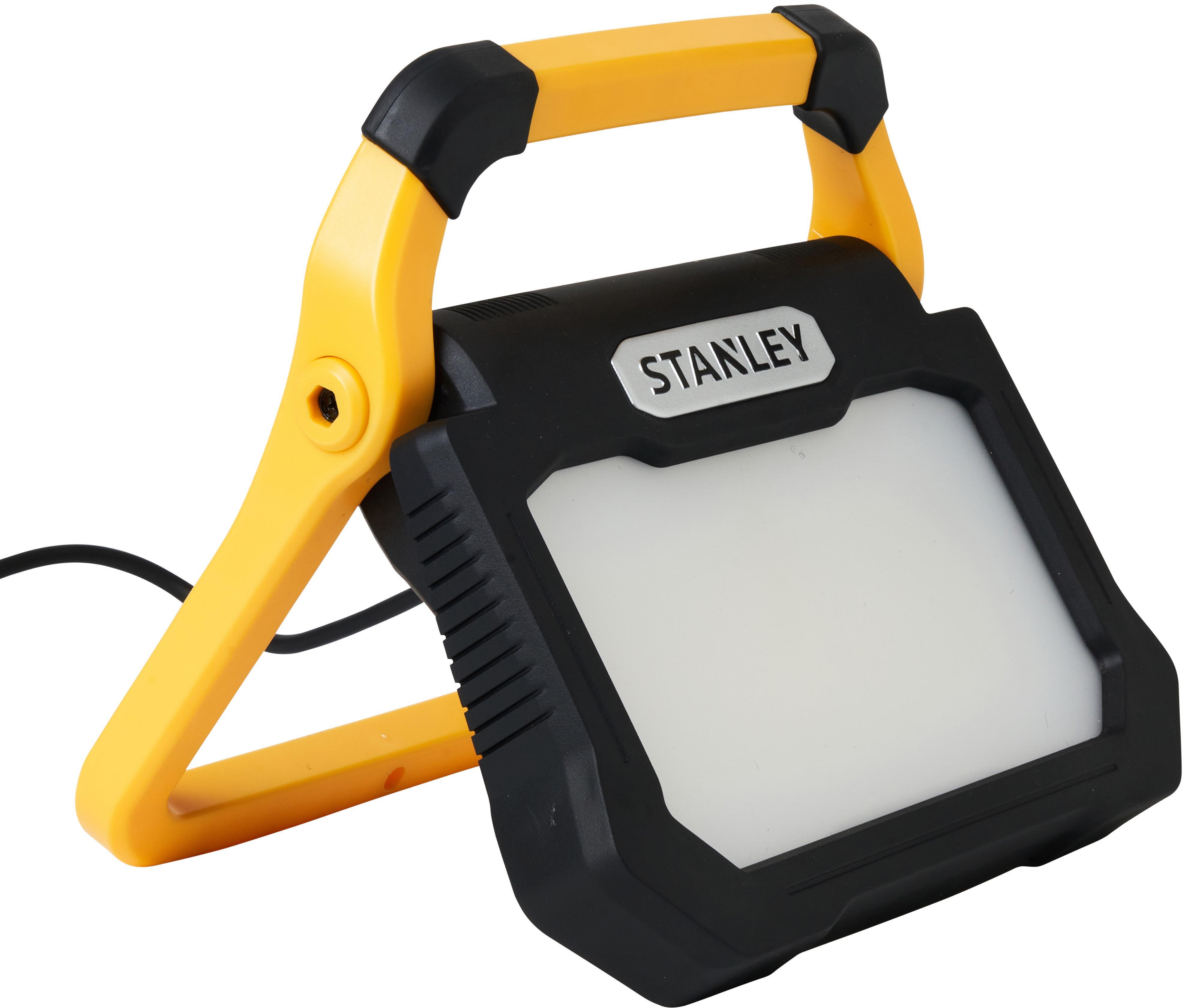 Stanley 80W Mains Powered Worklight. 8000 Lumens. IP54.