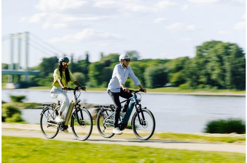 Schwalbe Motion Big Apple Green Bike Tyre, 26x2.00" Schwalbe Motion Big Apple Green Bike Tyre, 26x2.00"