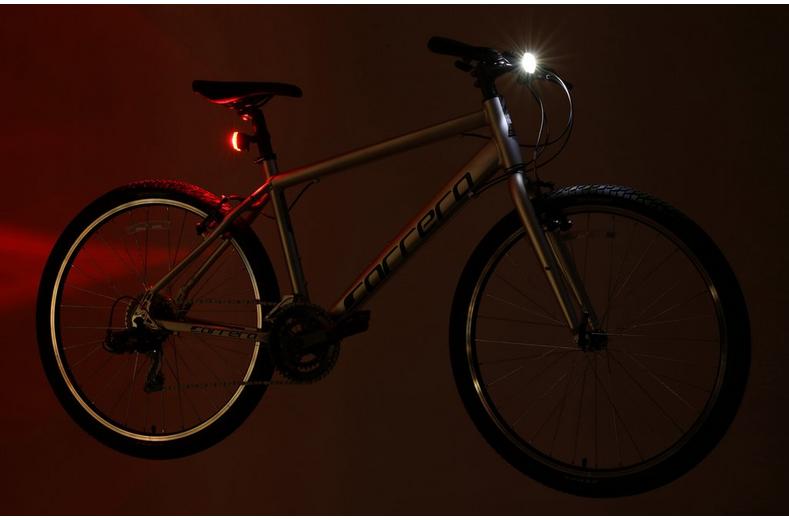 Halfords Super Bright LED Bike Light Set Halfords Super Bright LED Bike Light Set