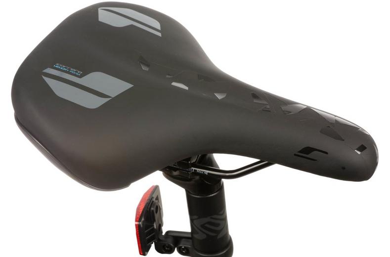 Carrera Endeavour Womens Hybrid Bike - S, M, L Frames Carrera Endeavour Womens Hybrid Bike - S, M, L Frames
