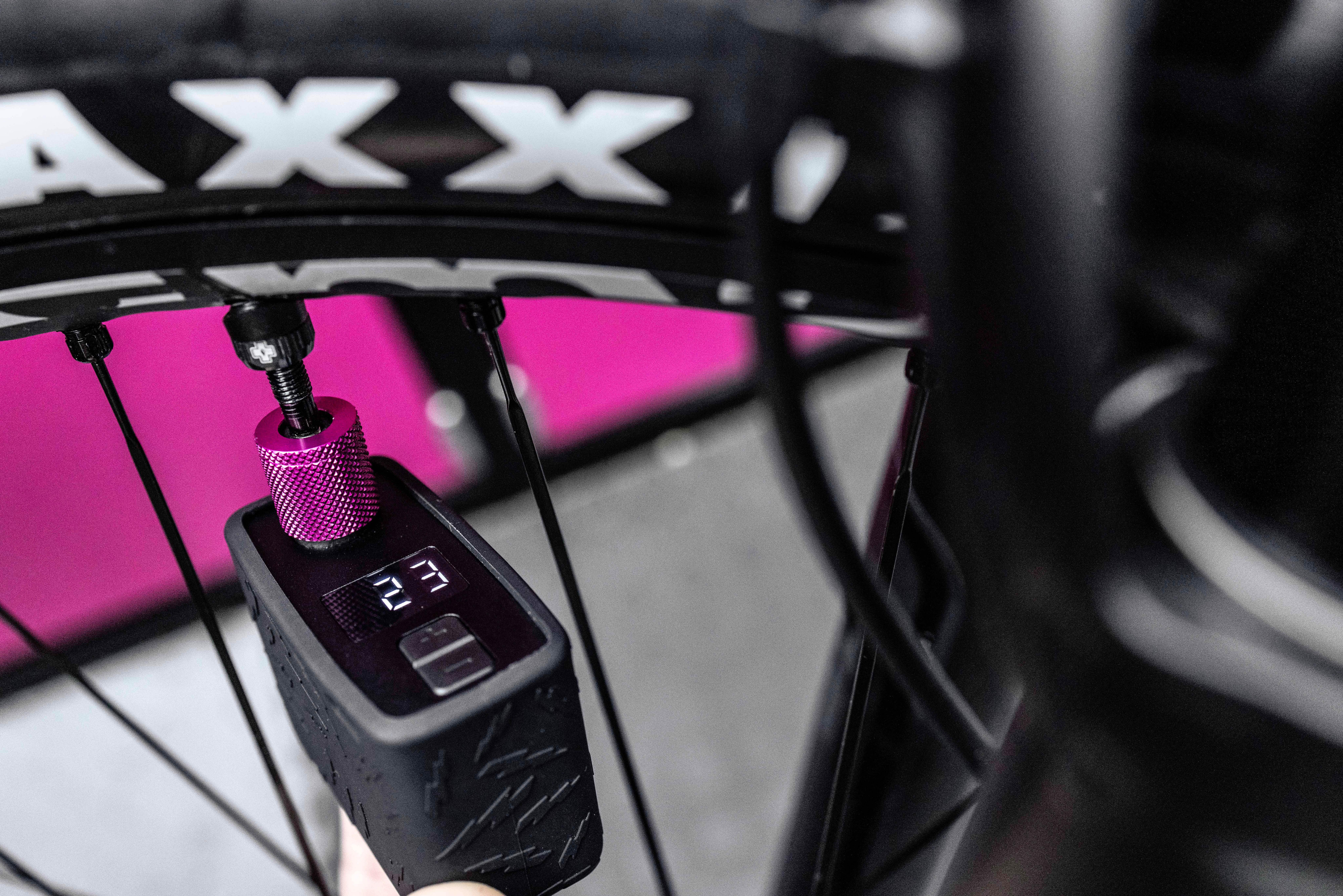 Muc-Off AirMach Pro Electric Mini Inflator