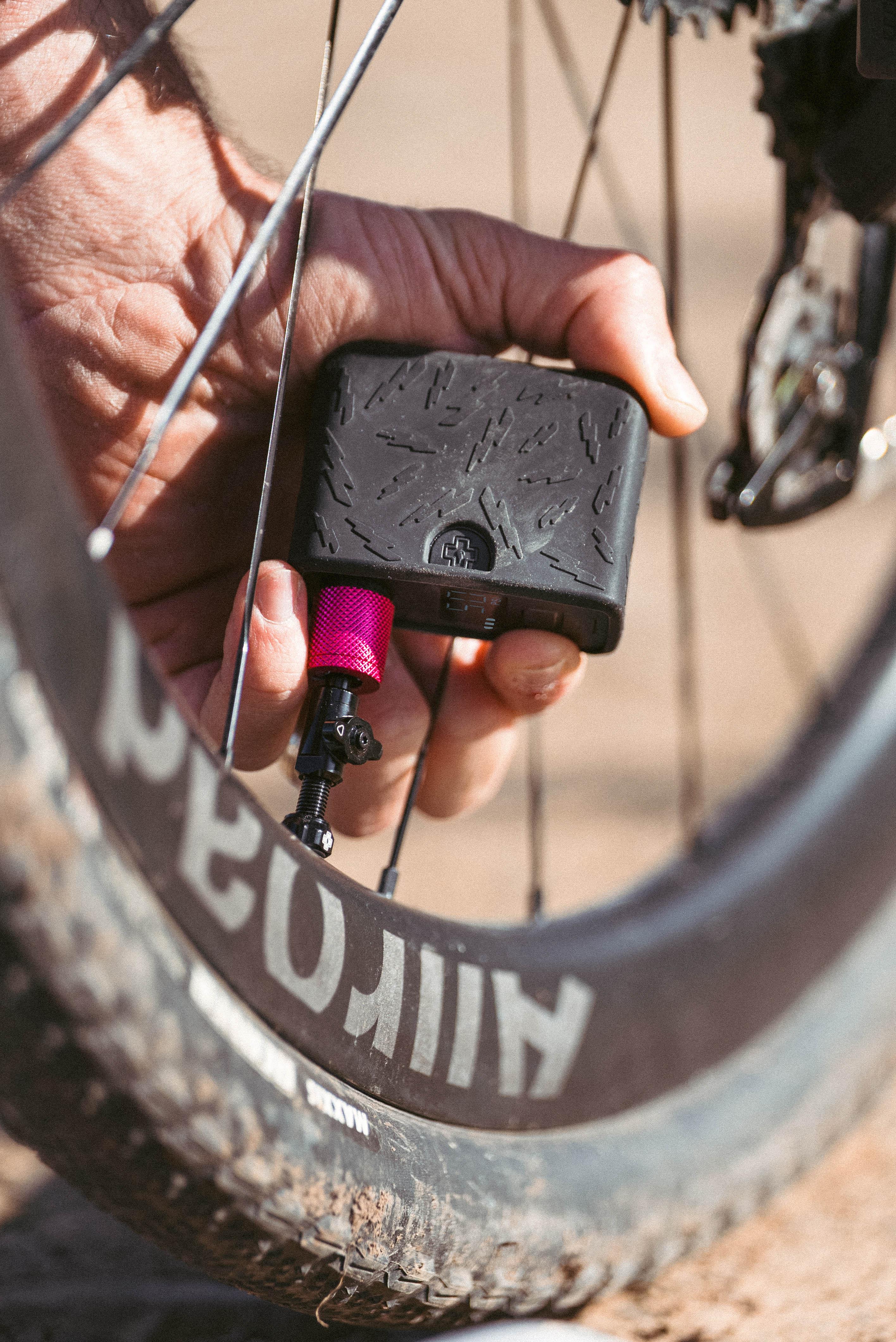 Muc-Off AirMach Pro Electric Mini Inflator