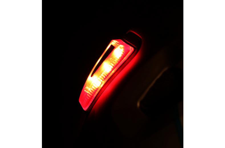 Halfords Innate Leisure Helmet LED Rear Light Halfords Innate Leisure Helmet LED Rear Light