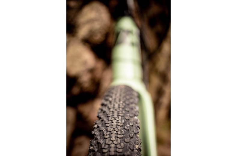 Goodyear Connector TC Gravel Tyre 700x40c Bundle Goodyear Connector TC Gravel Tyre 700x40c Bundle