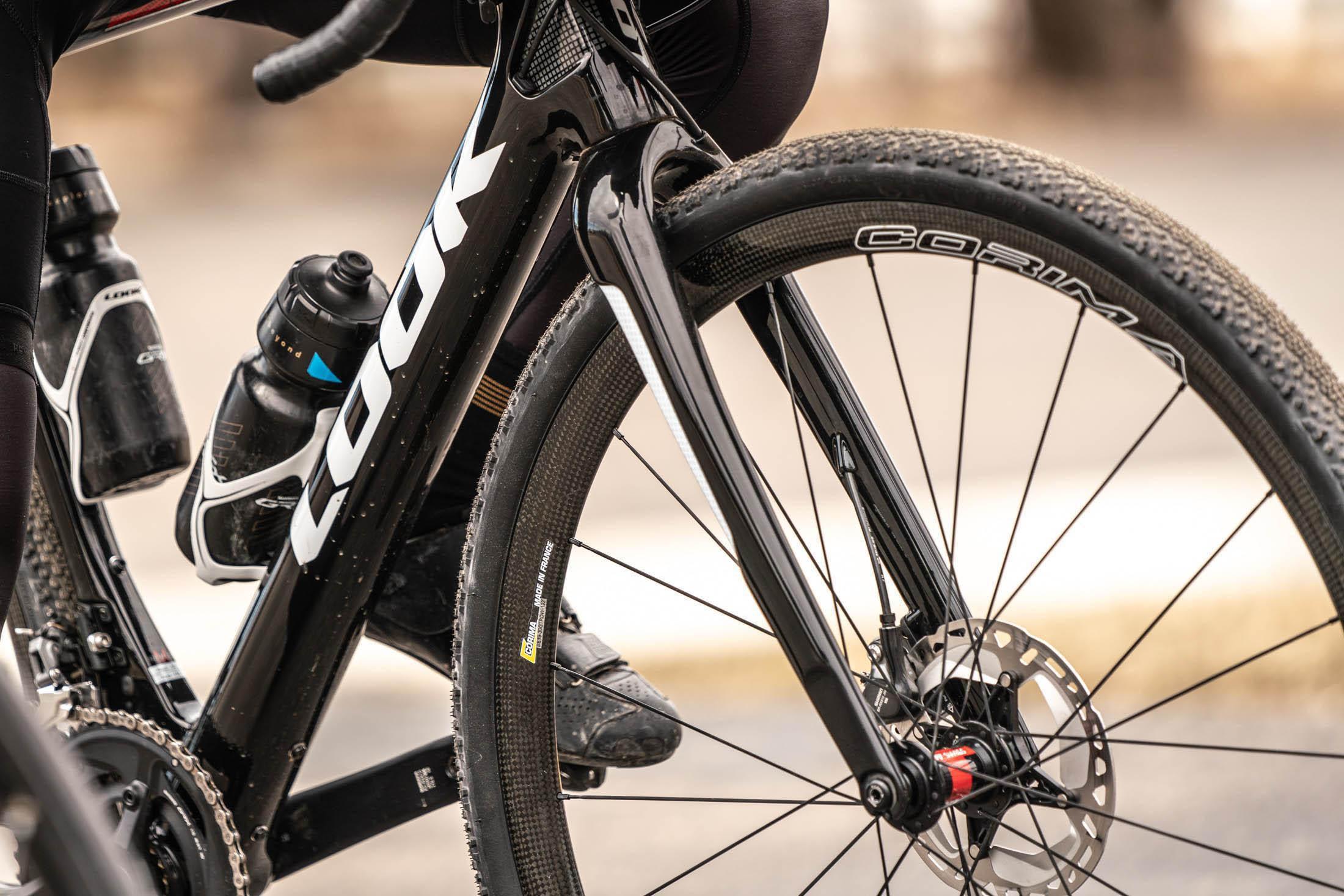 Goodyear Connector TC Gravel Tyre 700x40c Bundle