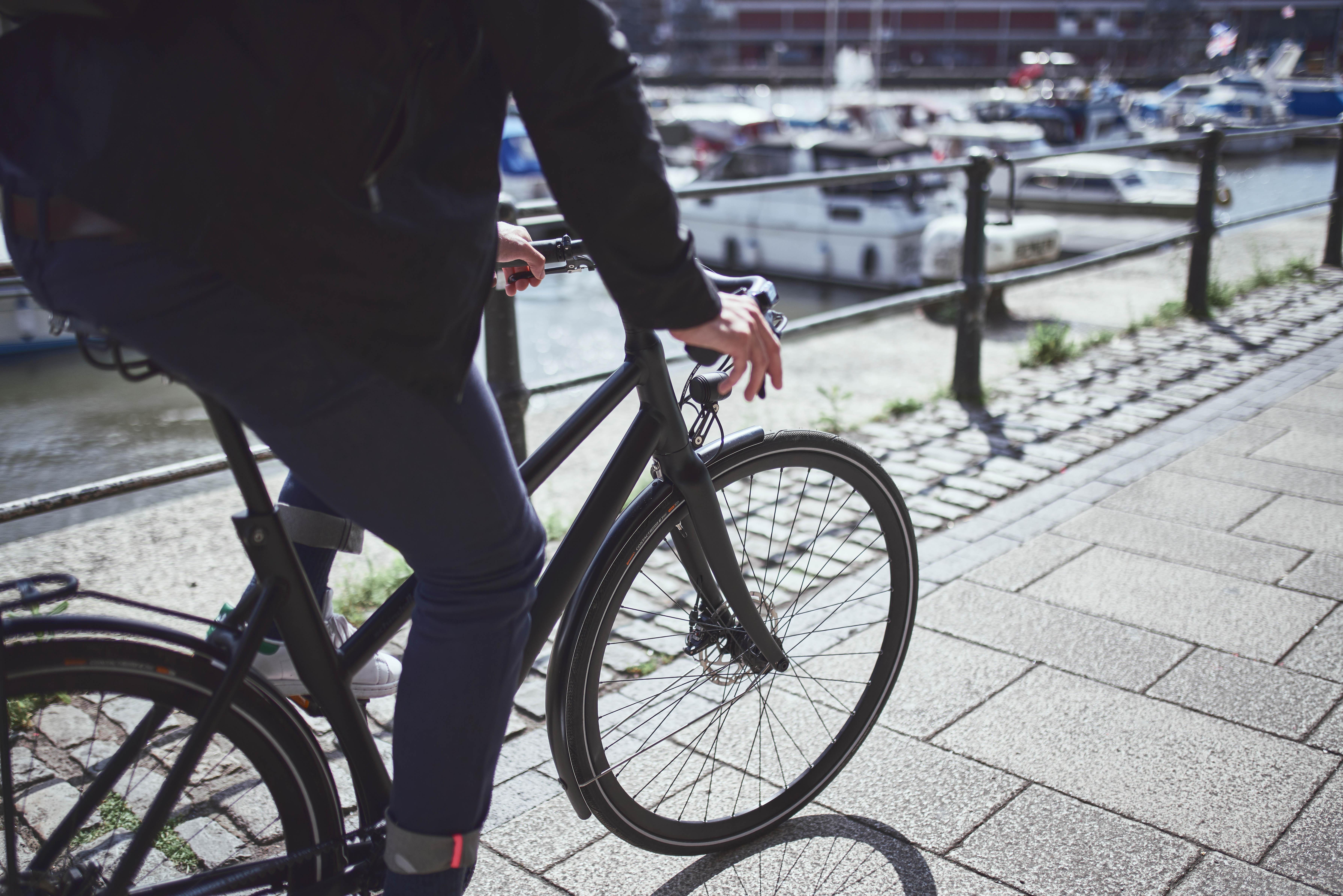 Continental Contact Plus City Bike Tyre 700x42c