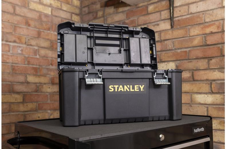Stanley 19'' Toolbox with Metal Latches Stanley 19'' Toolbox with Metal Latches
