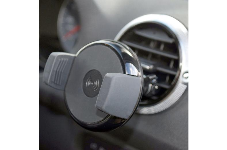 Halfords Wireless Charging Vent Mount Halfords Wireless Charging Vent Mount