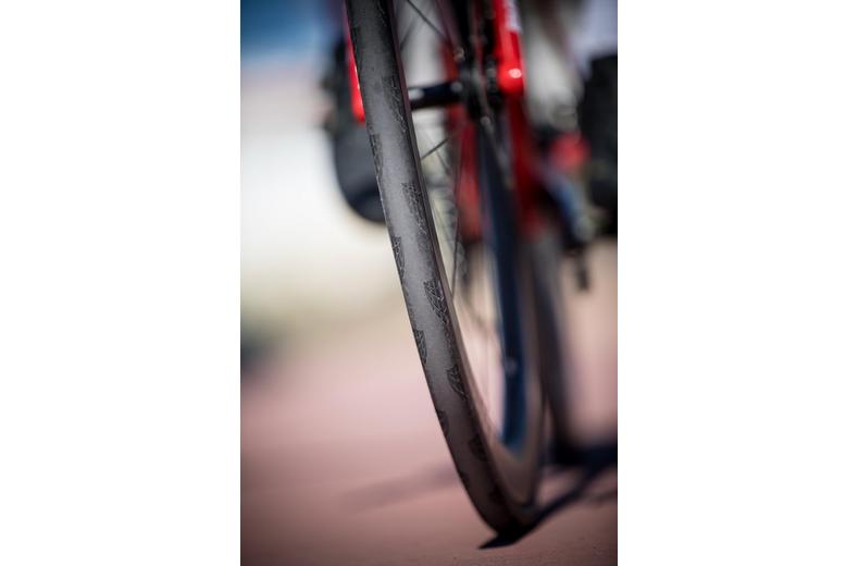 Continental GP5000 Tyre & Tube Bundle, 700x25c Black Continental GP5000 Tyre & Tube Bundle, 700x25c Black