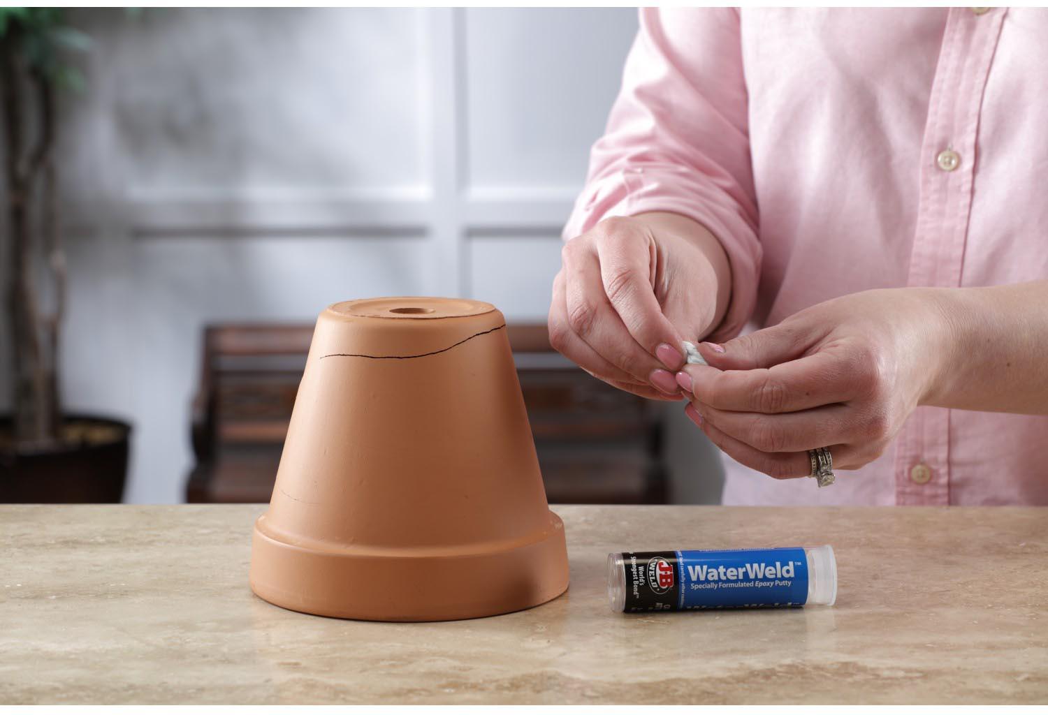 JB WELD WATER WELD PUTTY STICK