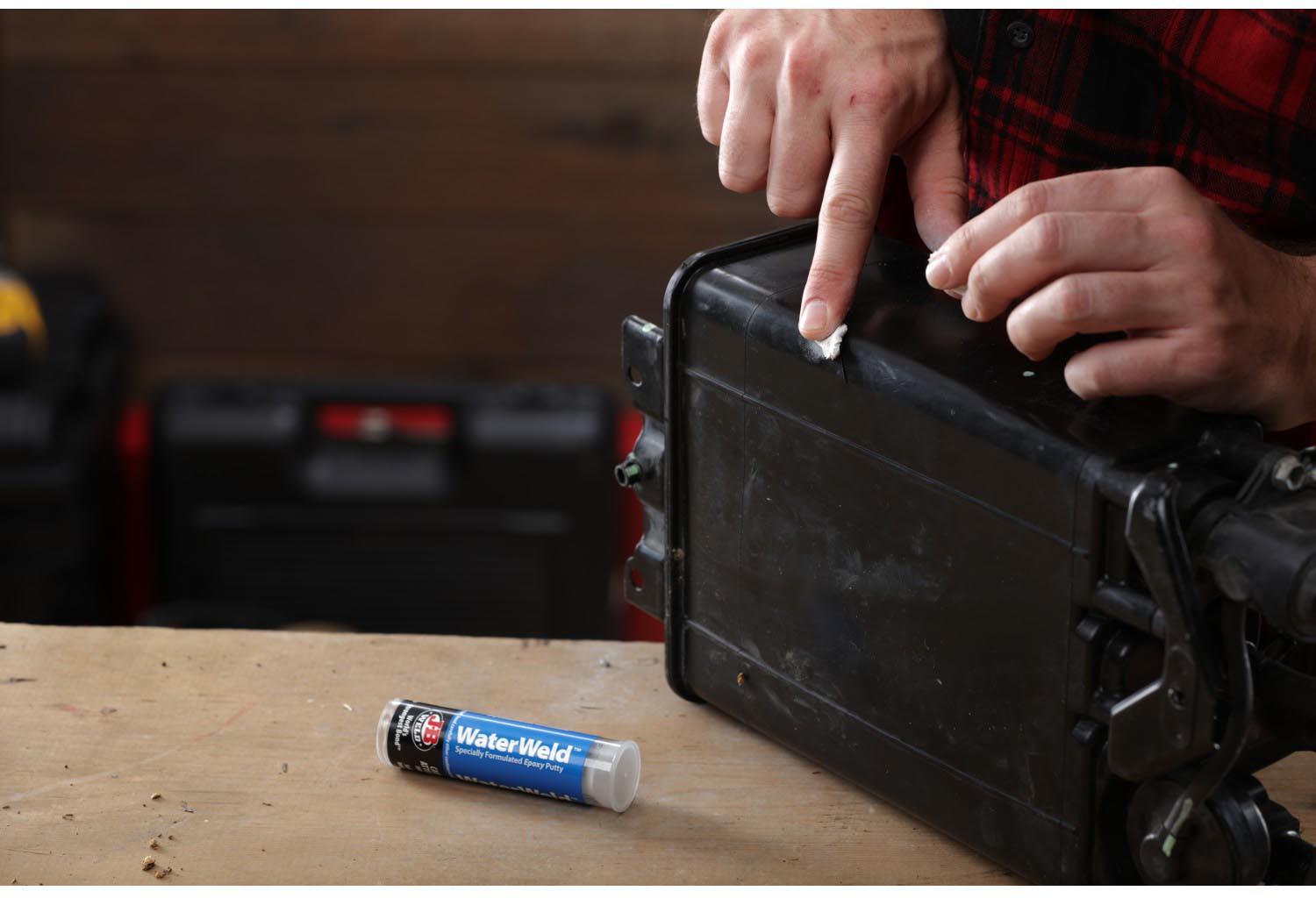 JB WELD WATER WELD PUTTY STICK