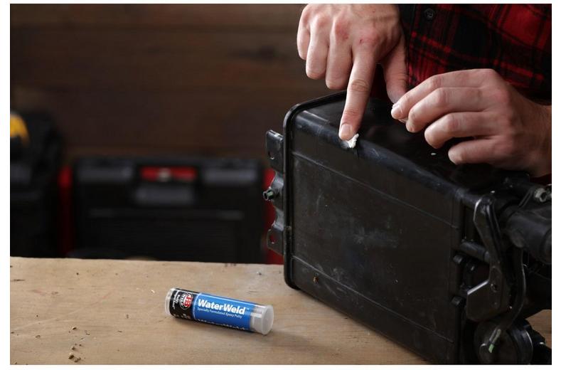 JB WELD WATER WELD PUTTY STICK JB WELD WATER WELD PUTTY STICK