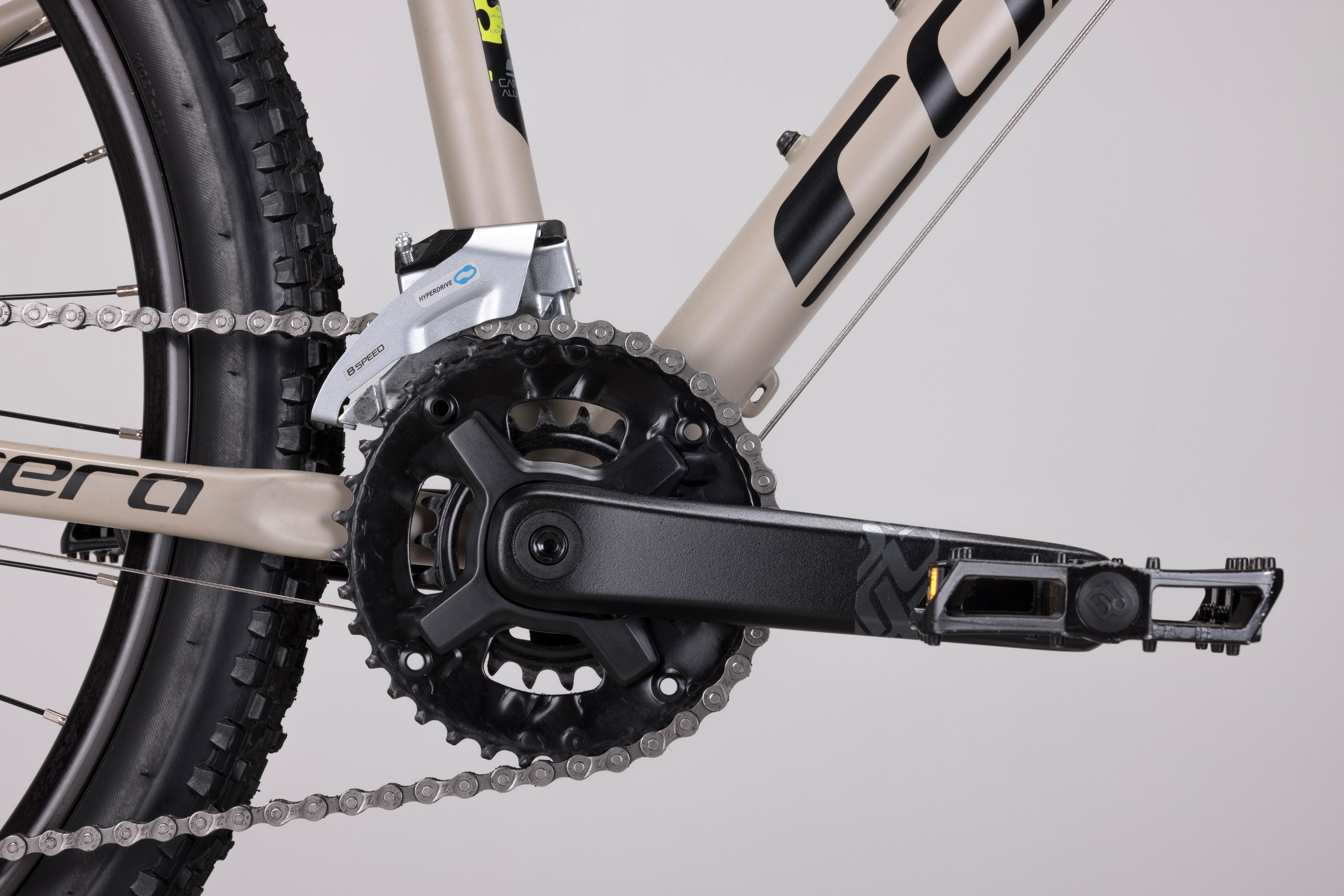 Carrera Vengeance Junior Mountain Bike - 26" Wheel