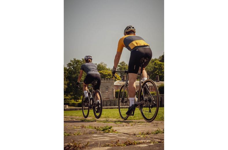 Altura Airstream Bibshorts Black M Altura Airstream Bibshorts Black M