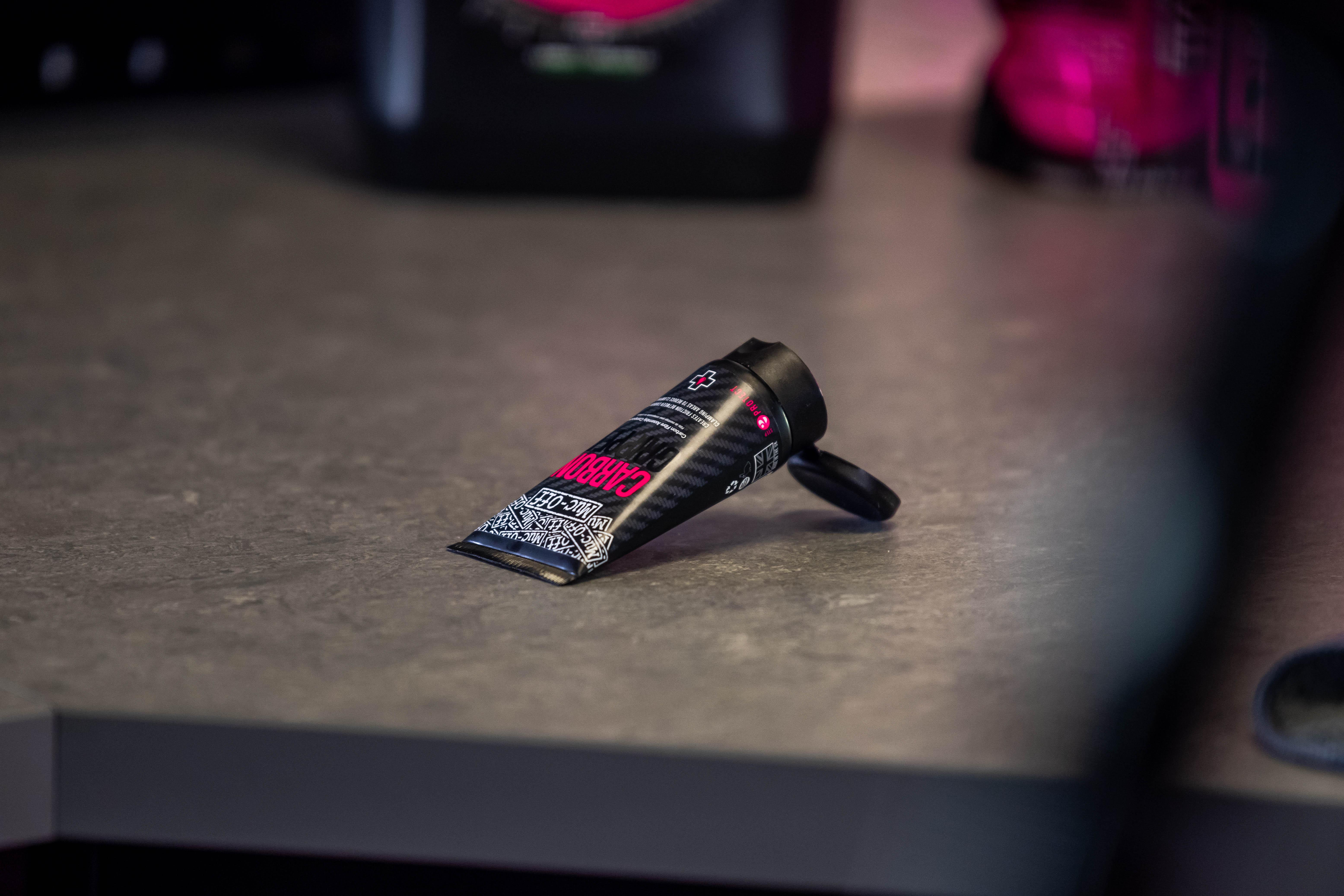 Pasta Di Assemblaggio Dynamic Carbon Assembly Paste LordGun Online Bike - Foto 7