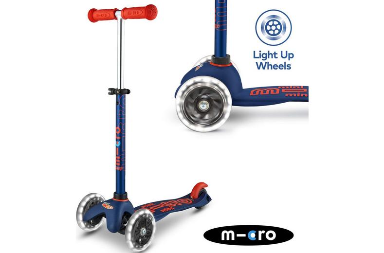 Micro Mini Deluxe LED Scooter, Navy Micro Mini Deluxe LED Scooter, Navy