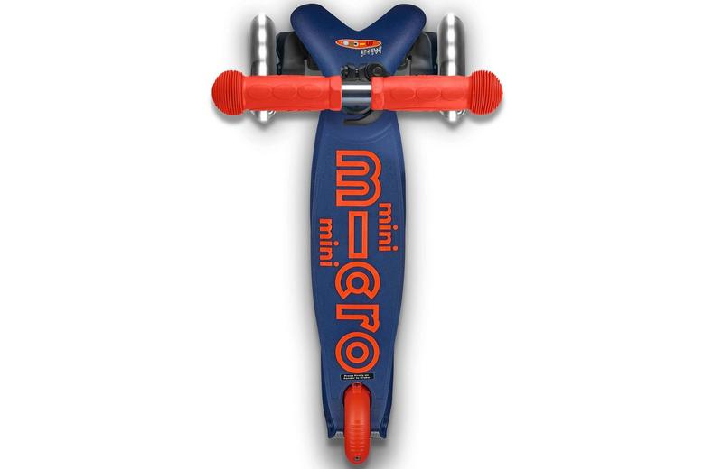 Micro Mini Deluxe LED Scooter, Navy Micro Mini Deluxe LED Scooter, Navy