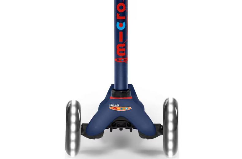 Micro Mini Deluxe LED Scooter, Navy Micro Mini Deluxe LED Scooter, Navy