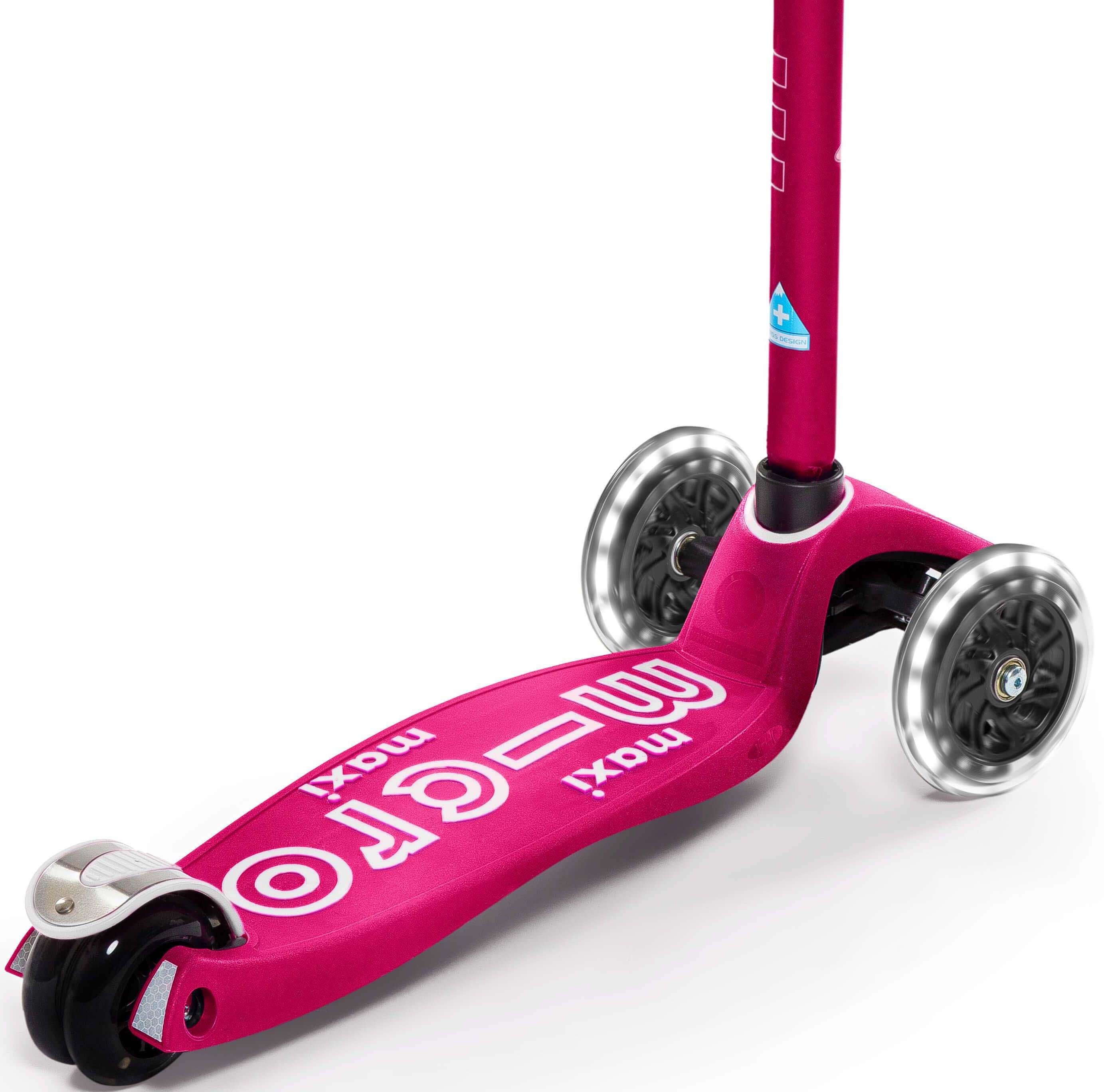 Maxi Micro Deluxe LED Scooter