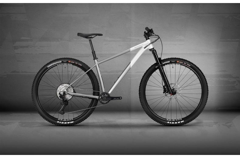 Boardman MHT 9.0 Mountain Bike - S Frame Boardman MHT 9.0 Mountain Bike - S Frame