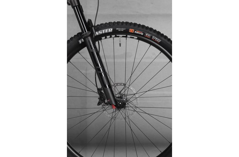 Boardman MHT 9.0 Mountain Bike - S Frame Boardman MHT 9.0 Mountain Bike - S Frame