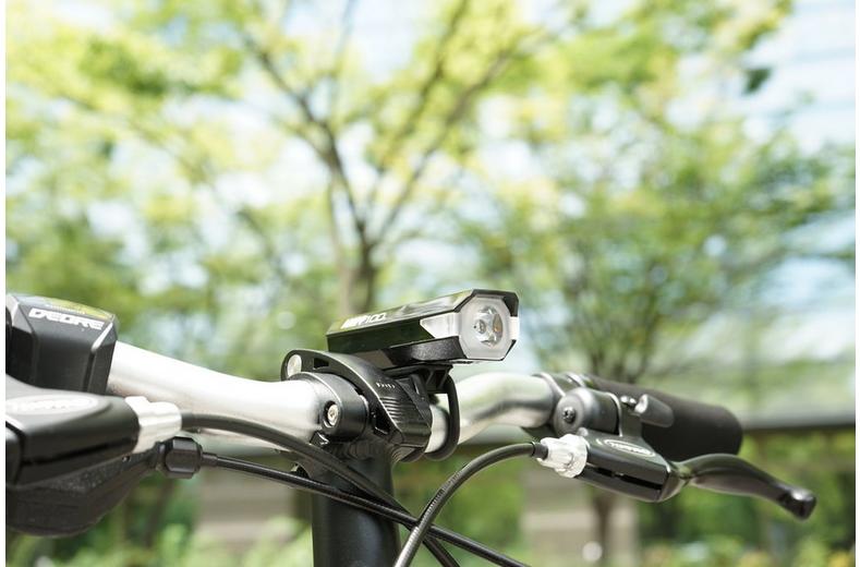 Cateye AMPP 100 Front Bike Light Cateye AMPP 100 Front Bike Light