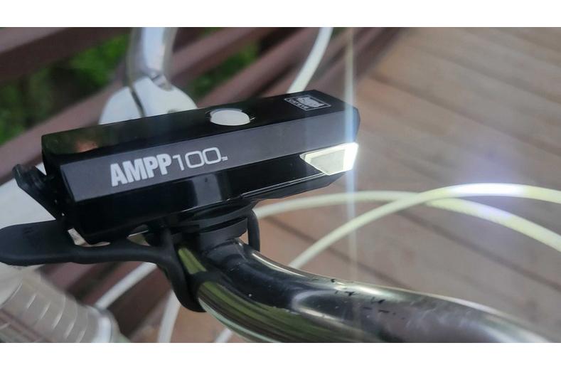 Cateye AMPP 100 Front Bike Light Cateye AMPP 100 Front Bike Light